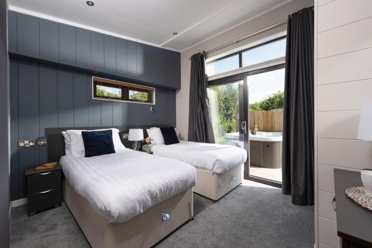 Primrose Lodge, 25 Roadford Lake Lodges Lifton Εξωτερικό φωτογραφία